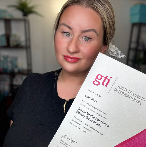 Aston Martin Staff - Geri